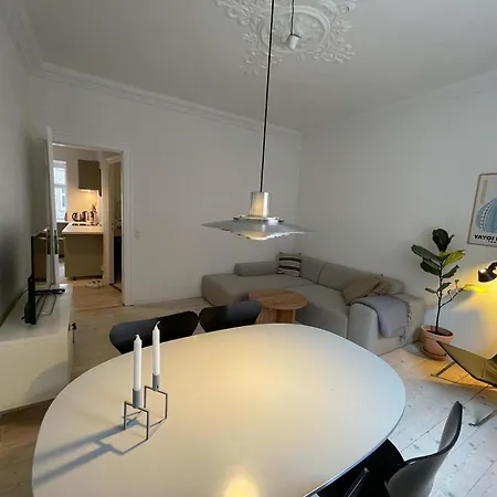 Stunning In Amager Apartamento *